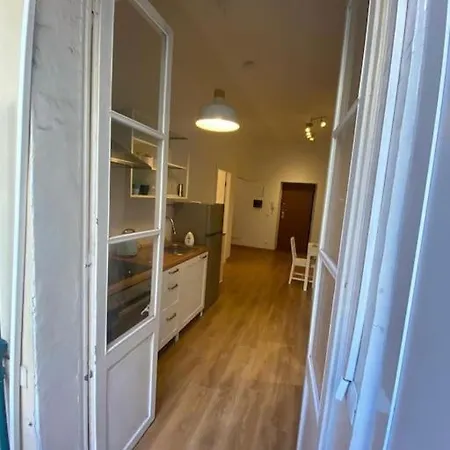 Esquilino Near Colosseum Metro Termini Apartmán