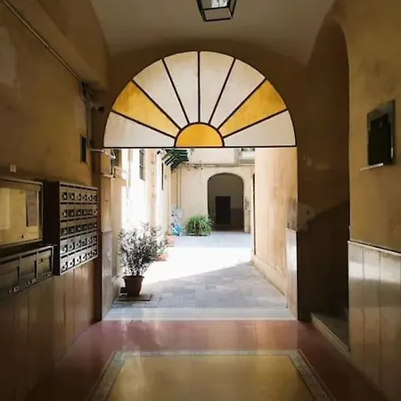 Esquilino Near Colosseum Metro Termini Apartmán *